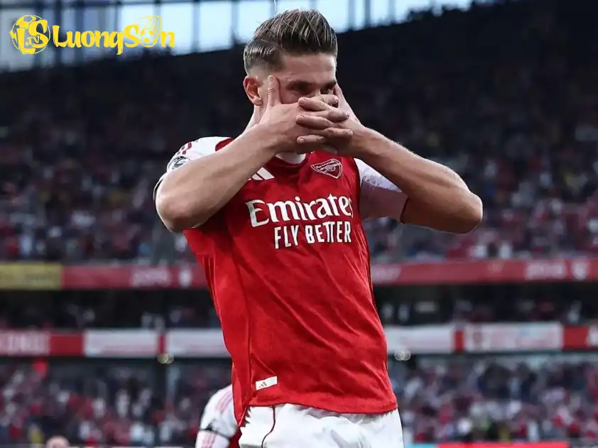 Gyokeres đang dần thích nghi với lối chơi của Arsenal (Ảnh: Goal)