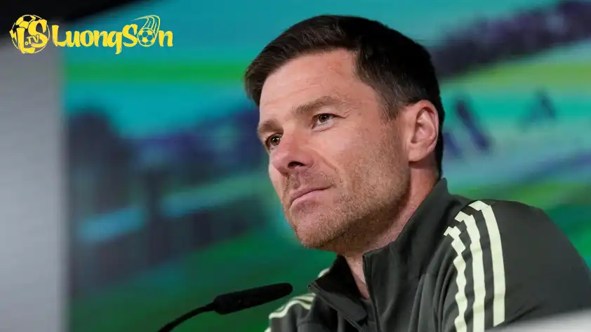 Alonso hoàn toàn ủng hộ việc khiếu nại trọng tài để bảo vệ lợi ích của Real Madrid (Ảnh: Imago)