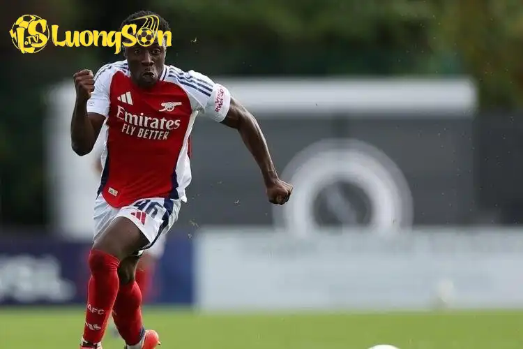 Sao trẻ này được đánh giá có nhiều nét tương đồng với huyền thoại Vieira