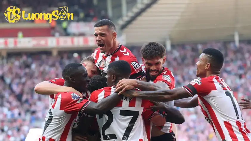 Sunderland là đội bóng bị ảnh hưởng nhiều nhất bởi AFCON khi phải nhả đến 7 cái tên trong đội hình chính.